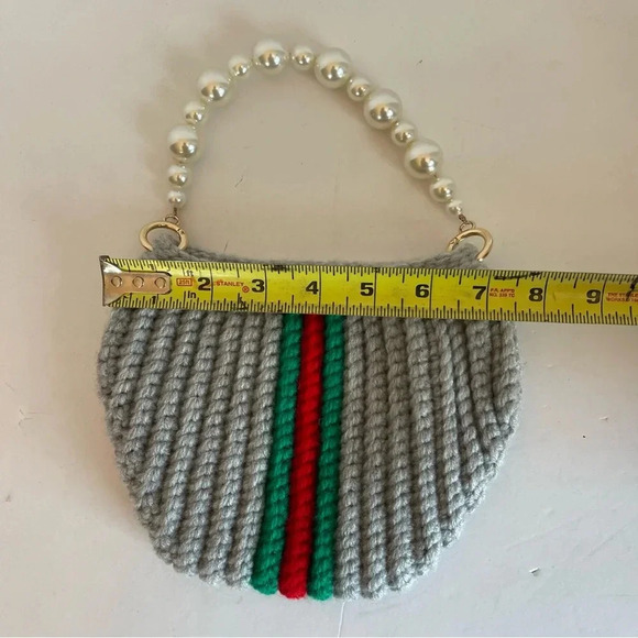 Handmade Croché Bag With Pearl Handle . - Picture 7 of 8